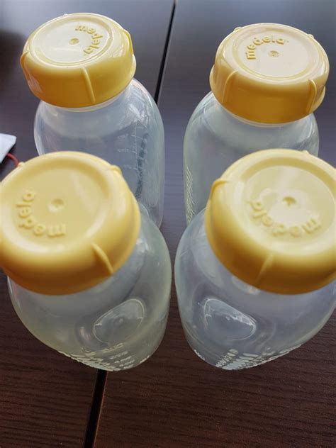 Medela 8 oz 250ml Milk Storage Bottles x 4, Babies & Kids, Nursing & Feeding, Breastfeeding ...