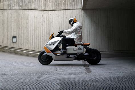 BMW Motorrad's New Electric Scooter Will Debut Tomorrow - Asphalt & Rubber