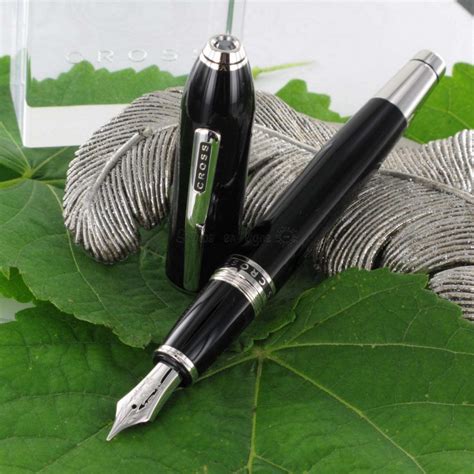 Stylo Plume Cross® "Peerless 125" Laqué Noir sur stylosenligne.com