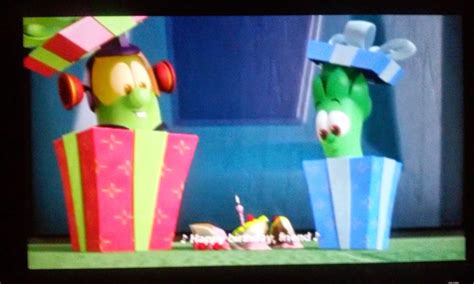 Whatsoever Critic: Veggietales In The House: Season 1 Ep. 11- "The Birthday Thief" (LarryBoy ...