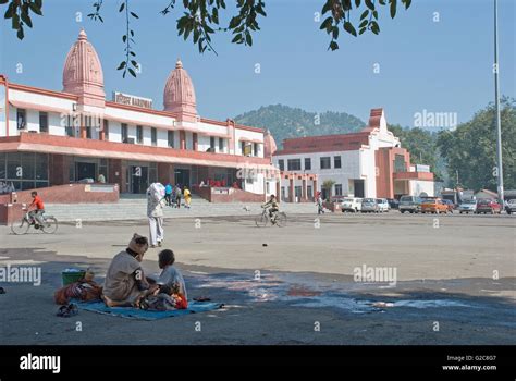 Haridwar railway station, Haridwar, Uttarakhand, India Stock Photo - Alamy