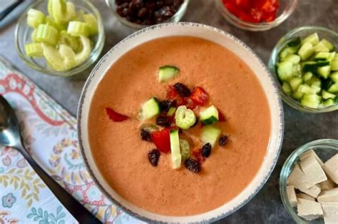 Authentic Spanish Gazpacho Ready in 10 Minutes – Love Vegan Living