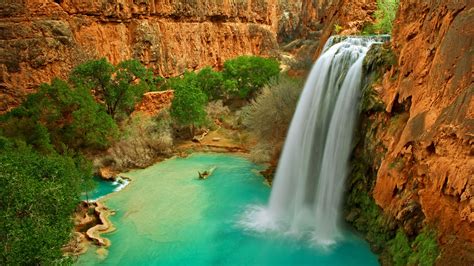 Havasu Falls in the Grand Canyon - Grand Canyon National Park Trips