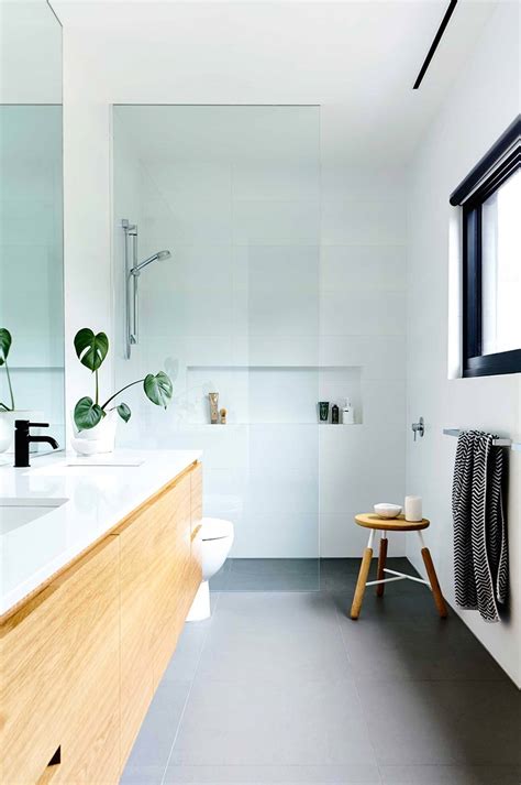 Mid Century Modern Bathroom Design Inspo {+ The Best Affordable Black Bathroom Accessories ...