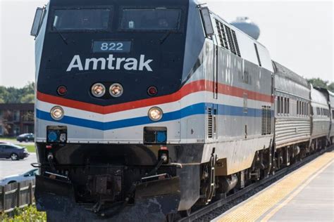 Amtrak’s bold expansion plan would create daily Chicago-Toronto round ...