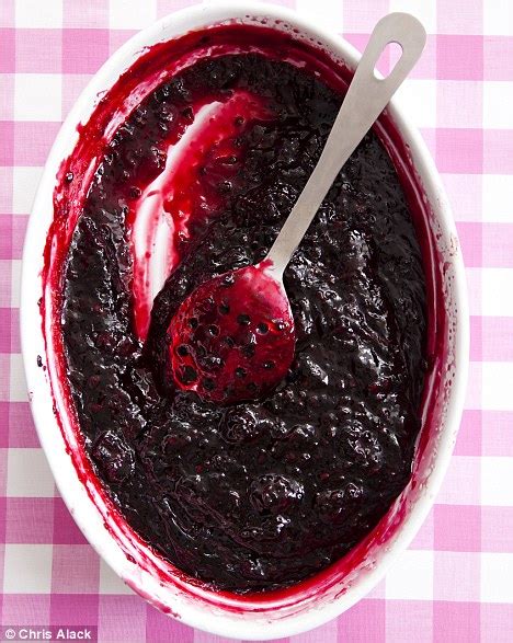 Recipe: Oven-baked bramble jelly | Daily Mail Online