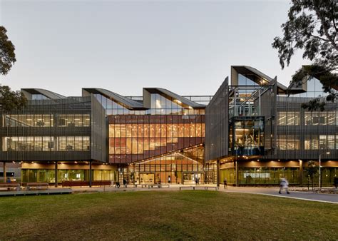 Monash University’s Clayton Campus - Learning & Teaching Building - Education Snapshots