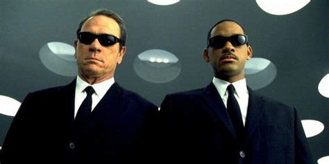 New "Men in Black" movie on the way from "Iron Man" screenwriters, but without Will Smith and ...