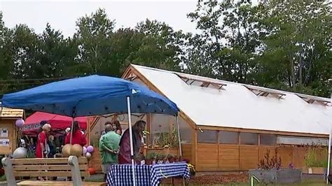 Gray-New Gloucester High School opens new greenhouse | WGME