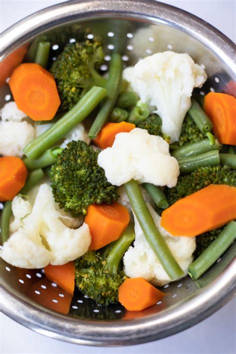 The Ultimate Guide to Instant Pot Steamed Vegetables - Piping Pot Curry