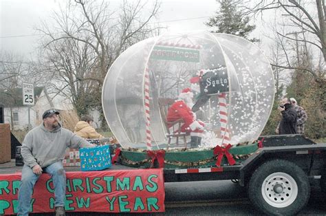 Christmas parade, Holiday parades, Christmas float ideas