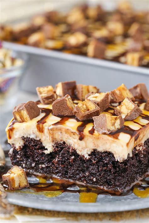 Snickers Poke Cake Recipe | An Amazing Snickers Dessert Idea!