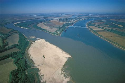 Top 5 rivers of the World - Name and Details - Nature Speakz