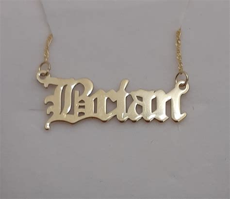 Personalized brian Yellow solid gold old English style Necklace | PersJewel