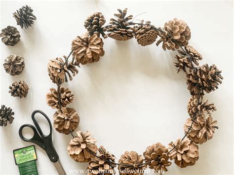 How to Make an Easy 30-Minute Pine Cone Wreath - A Well Purposed Woman