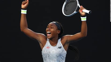 Coco Gauff sorprende a la campeona Naomi Osaka en el Abierto de Australia - CNN