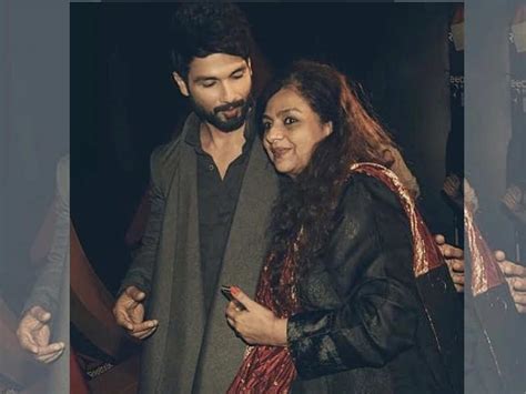 Shahid Kapoor Family History - She dated shahid but things didn't go history is a good way to ...