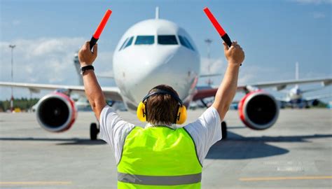 The 14 Highest-Paying Aviation Jobs in the World | Aviation industry ...