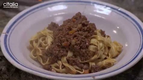 Gennaro Contaldo's Traditional 'Spaghetti' Bolognese Ragu Recipe ...