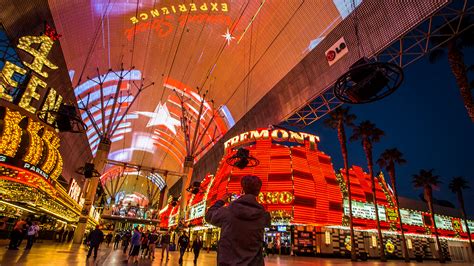 Fremont Street Experience Light Show Times | Shelly Lighting