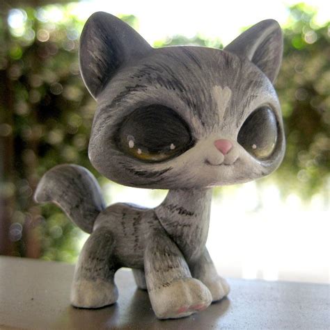 (sold) Grey Striped Cat - OOAK LPS Custom by theleyline - Hand Painted ...