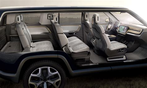 Rivian R1S cargo space | Rivian Forum – Rivian R1T & R1S News, Pricing ...