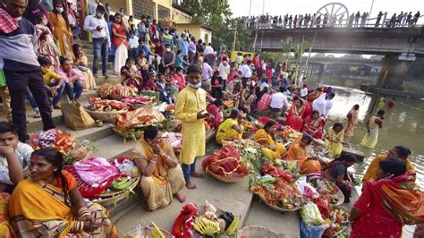 Chhath Puja 2020: Devotees perform Chhath rituals across India | In pics