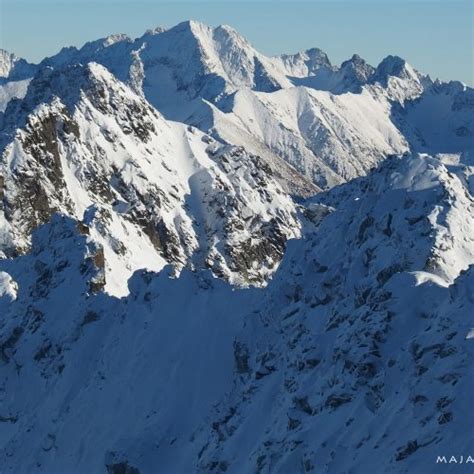 How to prepare for winter hiking in Tatra Mountains - Poland | Maja Travels Blog - mountains ...