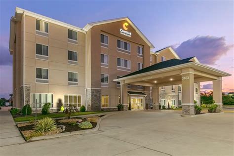 COMFORT INN & SUITES MARION I-57 - Updated 2024 Prices & Hotel Reviews (IL)