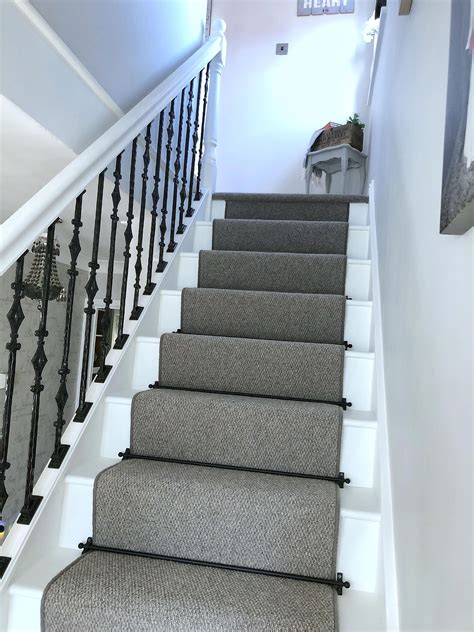 Easy Black Rod Staircase References | Stair Designs