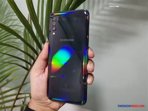 Samsung Galaxy A70 Review | Tech News