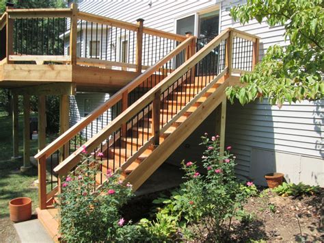 Deck Stairs Ideas: How To Choose The Best Stair Design For Your Deck ...