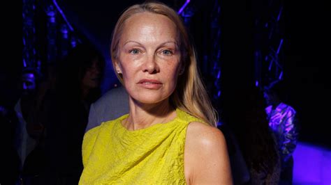 Pamela Anderson praised by Jamie Lee Curtis for makeup-free appearance ...