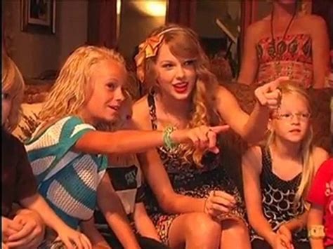 [Behind The Scenes] Taylor Swift "Mine" Music Video - video Dailymotion