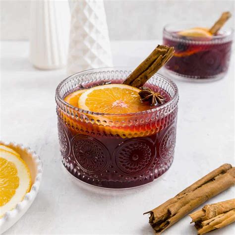 Non Alcoholic Mulled Wine with Grape and Apple Juice | The Real Food Geek