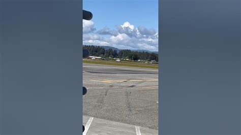 Parking spaces at Arcata ACV Airport - YouTube