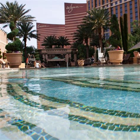 Wynn Pool | Wynn las vegas, Las vegas, Pool