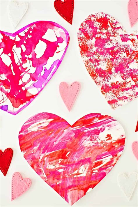 VALENTINE ART PROJECTS FOR KIDS - Hello Wonderful