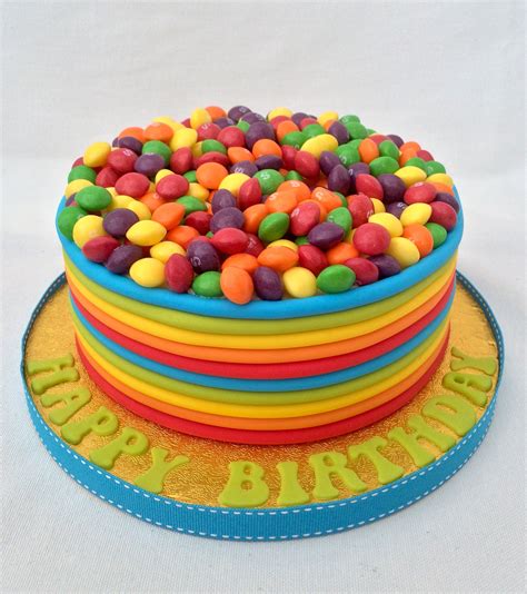 Rainbow skittles | Cake, Desserts, Food