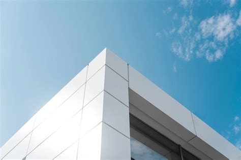 Pros and Cons of Using Aluminum Cladding - Alutech