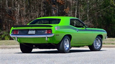 30 Memorable Mopar Muscle Cars – Page 10 – Motor Junkie