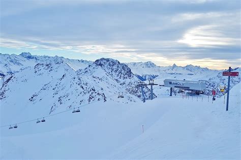 Davos Ski Resort Switzerland - A Guide on Things to Do - MelbTravel