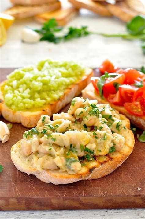 The 25+ best Bruschetta toppings ideas on Pinterest | Bruschetta recipe, Bruschetta and Olive ...