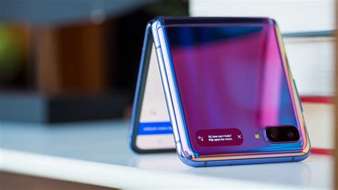 Galaxy Z Flip vs. Galaxy Fold: How do Samsung's first foldable phones ...