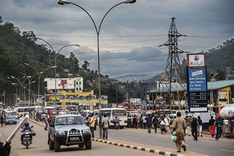 Rwanda’s Capital Kicks Cars Off the Streets for a Day Every Month