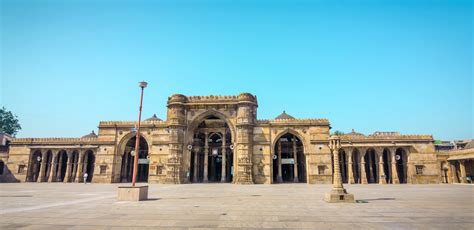 Top 8 Places to Visit in Ahmedabad | Ahmedabad Tourist Places