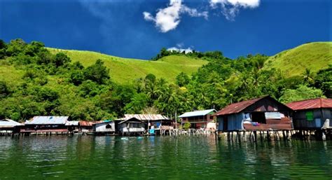 Eksotisme Danau Sentani, Papua | Indonesia Traveler