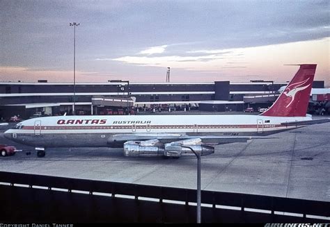 Boeing 707-338C - Qantas | Aviation Photo #2809766 | Airliners.net