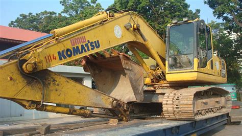 Used Excavators for Sales | Singland Heavy Machinery & Construction Pte Ltd