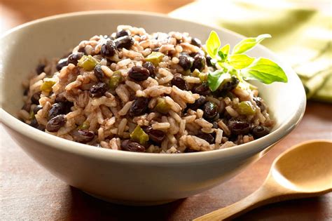 Moros y Cristianos - Black Beans and Rice